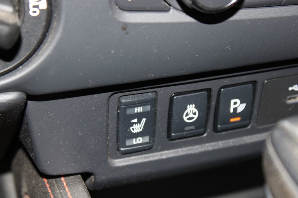 Used 2023 Nissan Frontier PRO-4X w/ Pro-4X Premium Package image 47