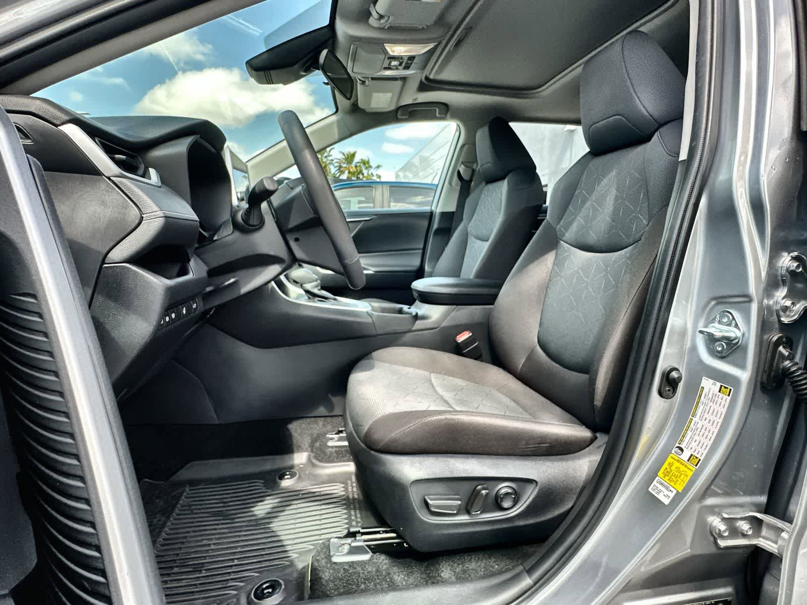 Used 2024 Toyota RAV4 XLE w/ Convenience Package AWD/4WD image 3