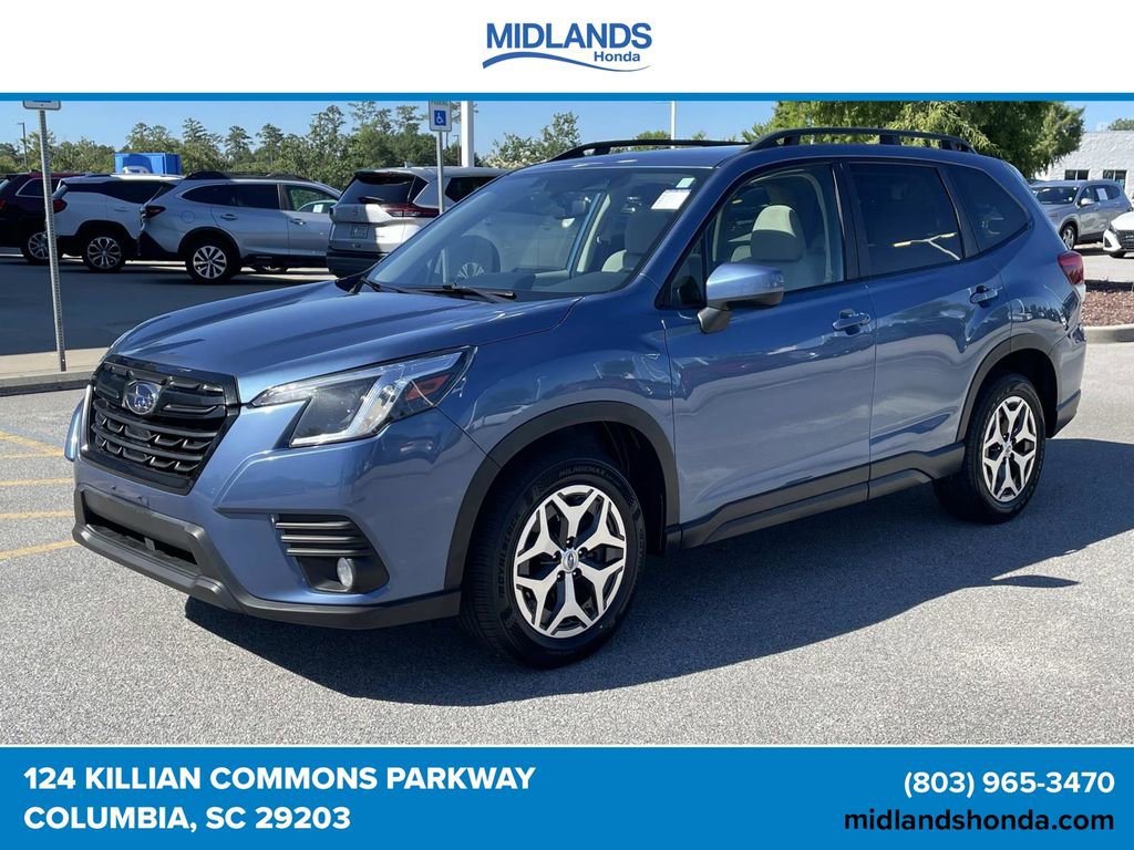 Used 2022 Subaru Forester Premium AWD/4WD image 3