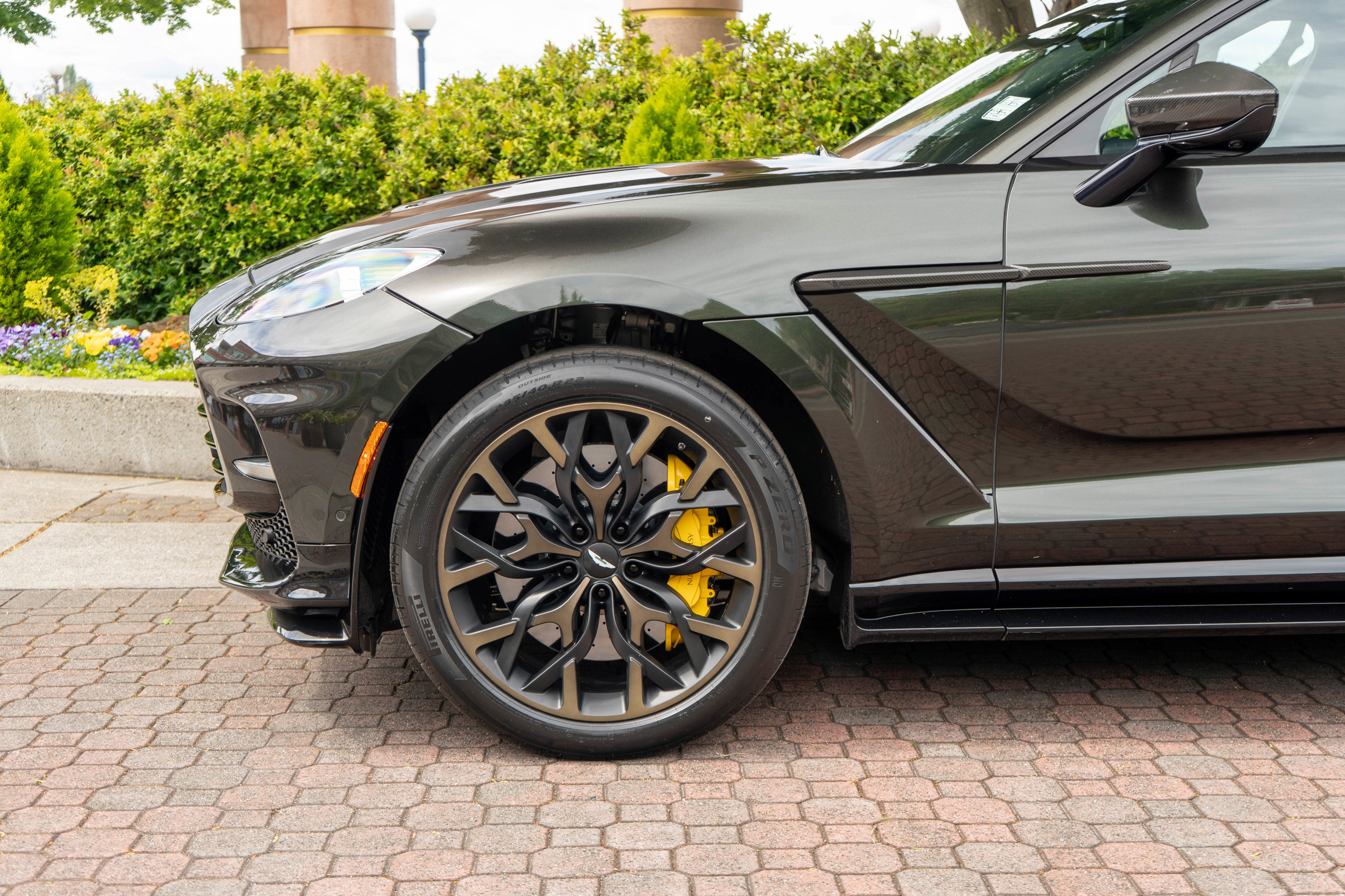 Used 2023 Aston Martin DBX 707 AWD/4WD image 4