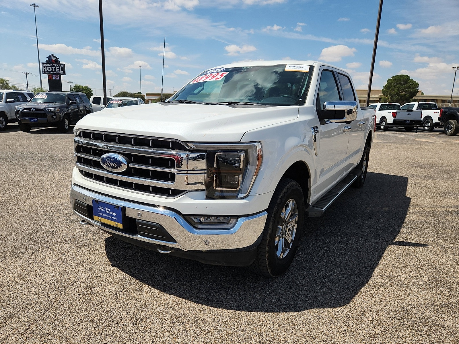 Certified 2022 Ford F150 Lariat w/ Equipment Group 502A High image 3