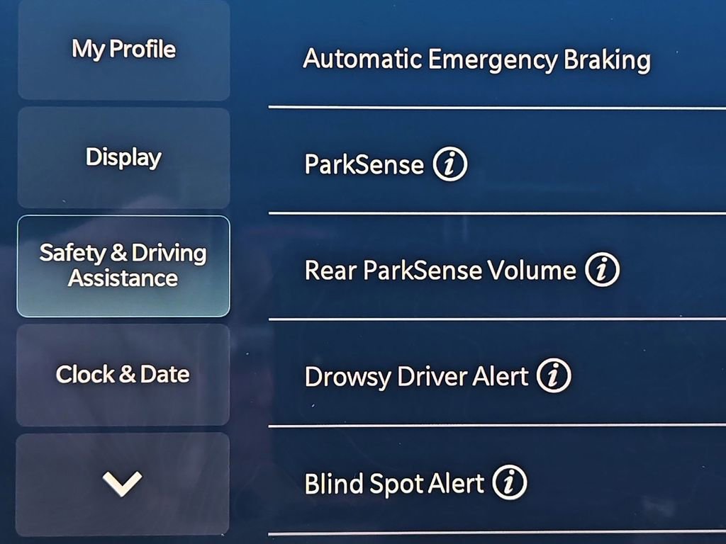 New 2026 Jeep Compass Limited image 33