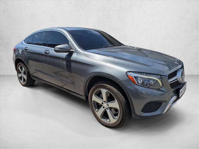 Used 2017 Mercedes-Benz GLC 300 4MATIC Coupe image 3