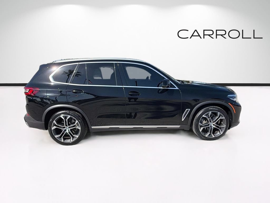 Used 2023 BMW X5 xDrive40i w/ Premium Package AWD/4WD image 2