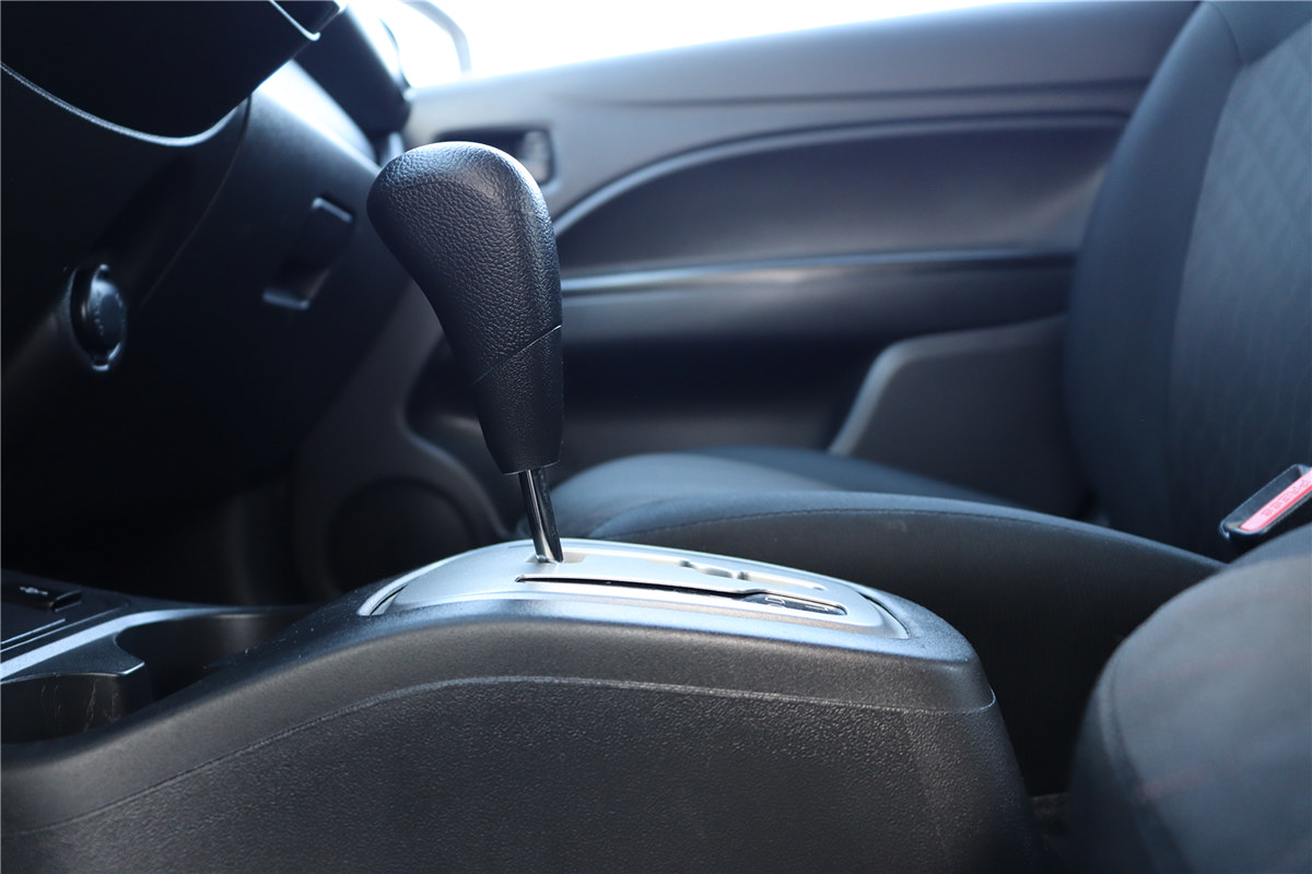 Used 2024 Mitsubishi Mirage ES FWD image 36
