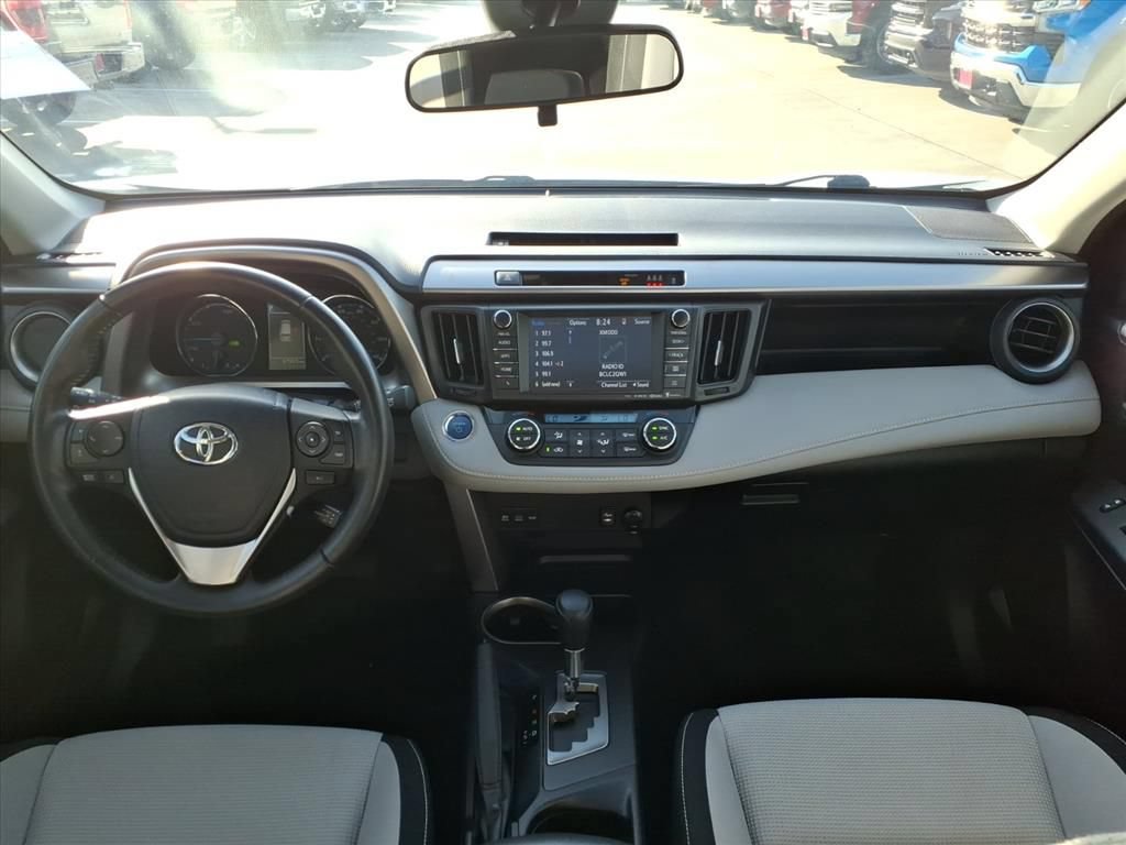 Used 2018 Toyota RAV4 XLE w/ Convenience Package AWD/4WD image 14