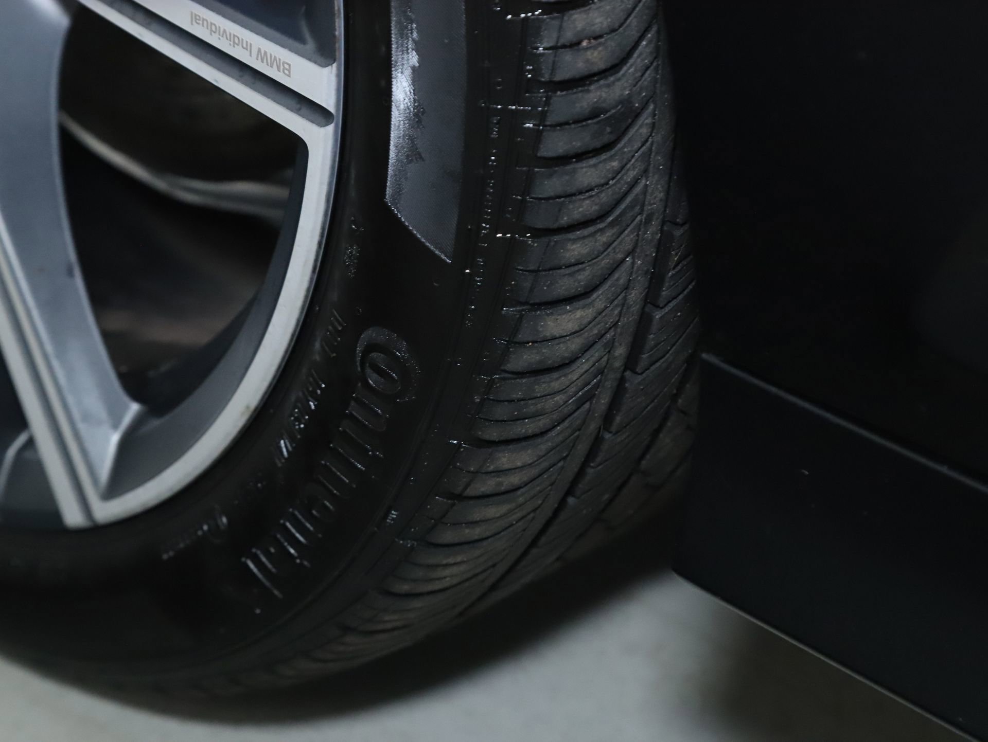 Used 2021 BMW 330e xDrive w/ Premium Package image 38