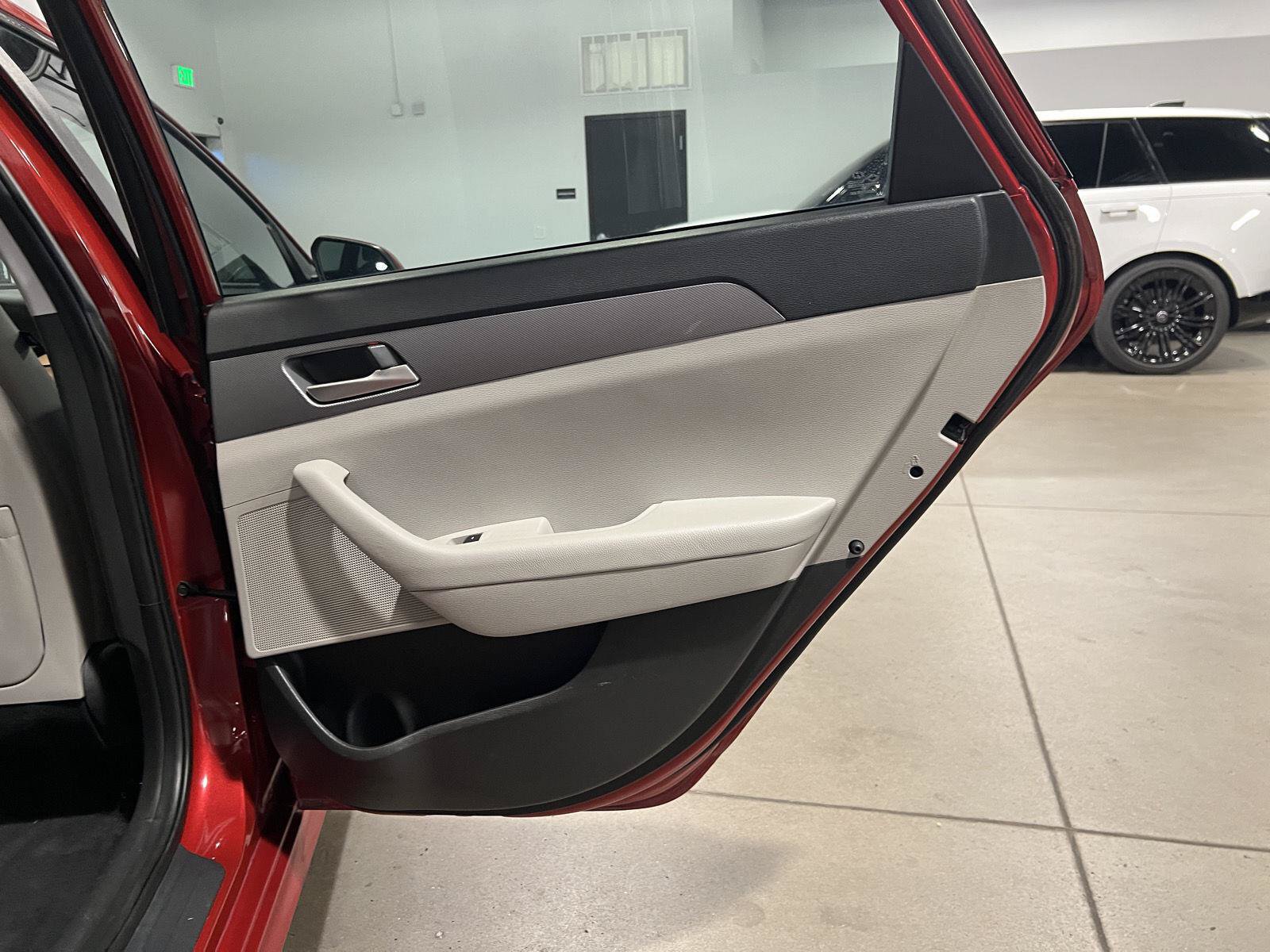 Used 2018 Hyundai Sonata SE FWD image 36