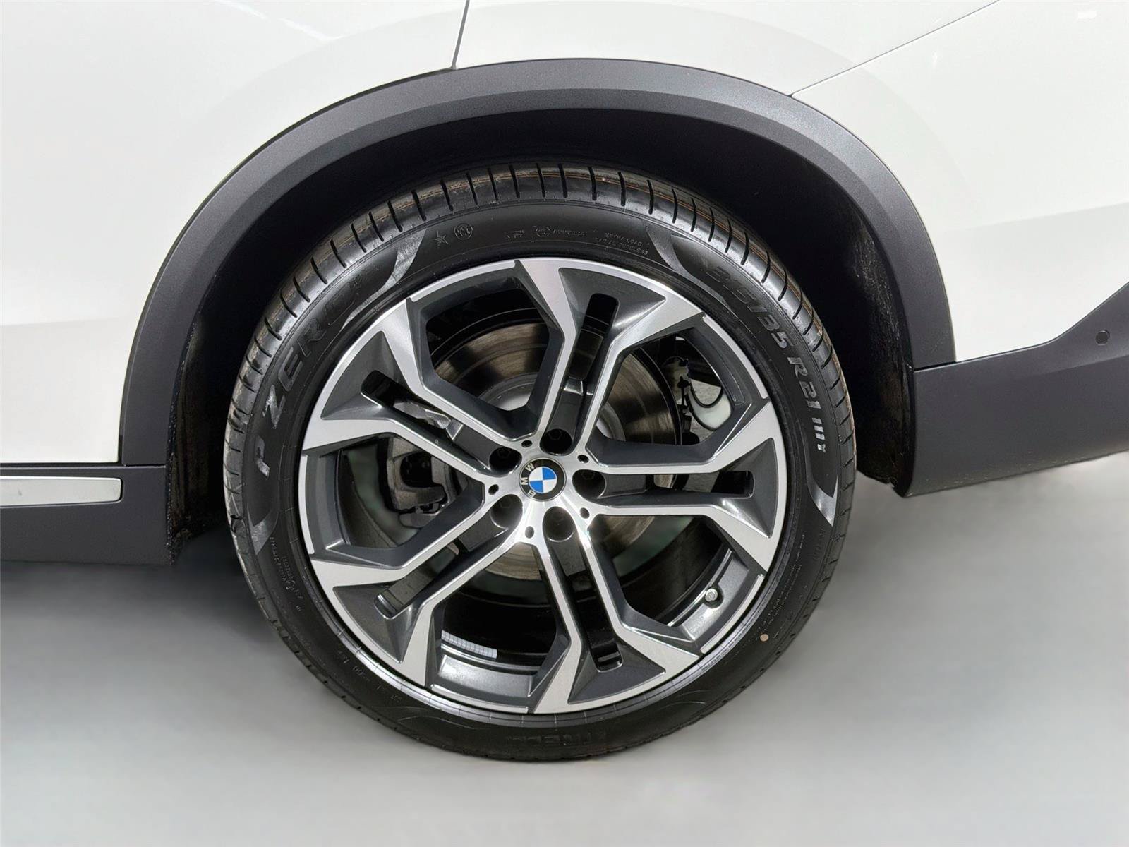 New 2026 BMW X5 xDrive40i w/ Climate Comfort Package AWD/4WD image 30