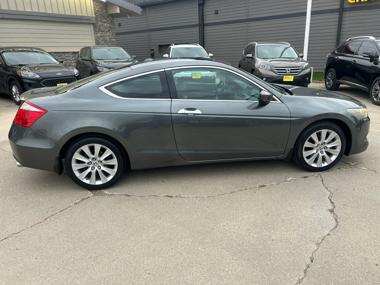 Used 2009 Honda Accord EX-L image 2