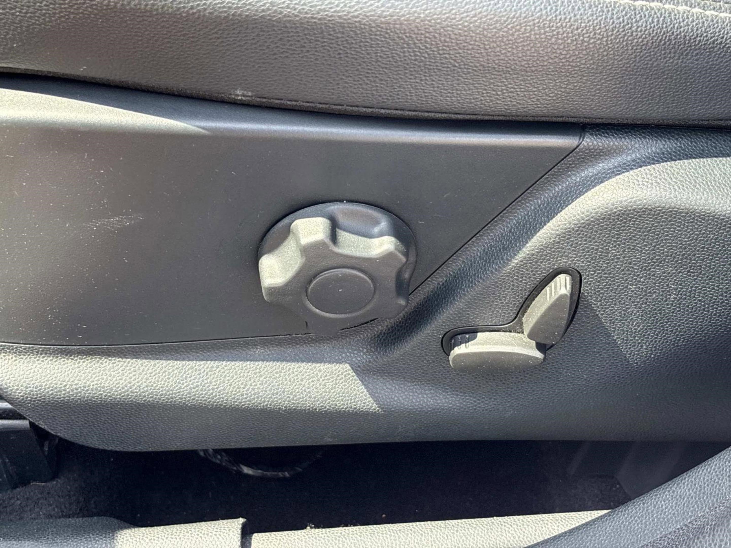 Used 2019 Ford EcoSport Titanium image 27