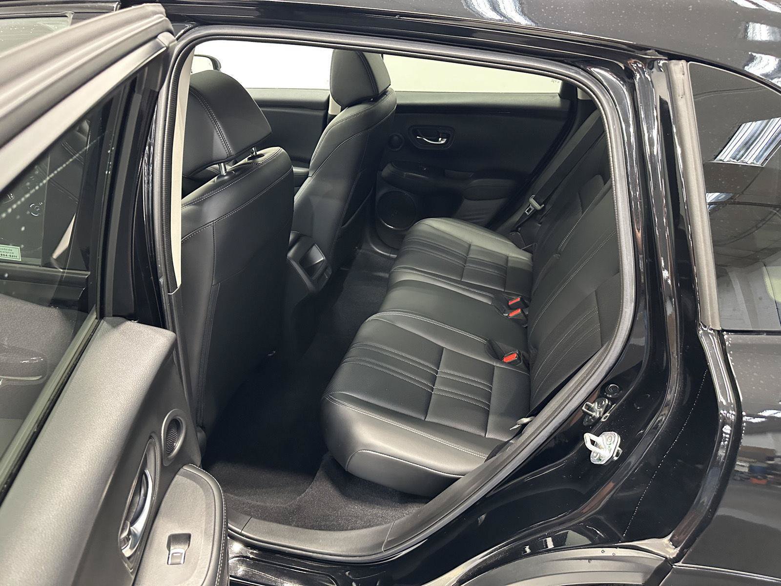 Certified 2024 Honda HR-V EX-L image 28