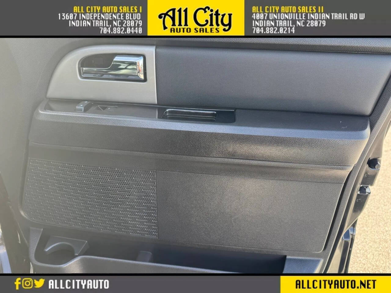 Used 2014 Ford Expedition EL Limited w/ Equipment Group 301A RWD image 15