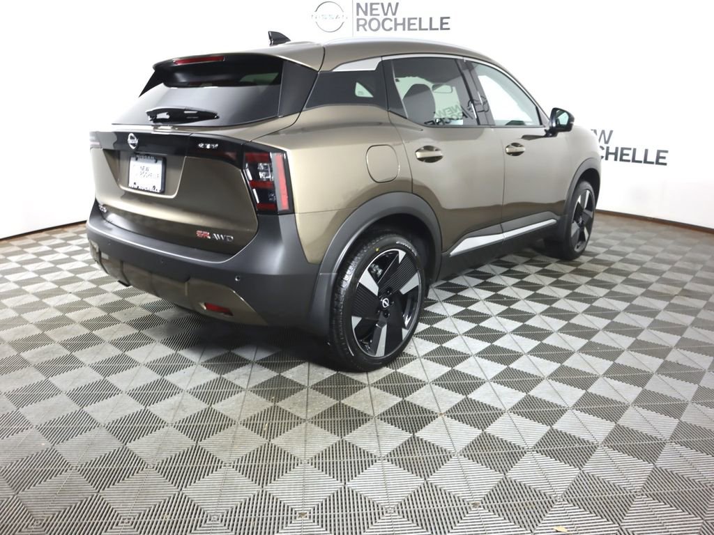 New 2026 Nissan Kicks SR w/ Cold Weather Package image 7