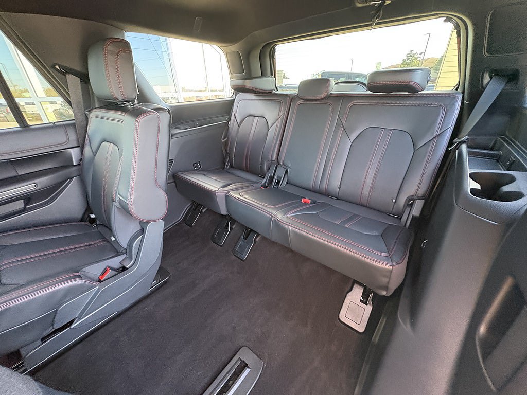 Used 2023 Ford Expedition Limited AWD/4WD image 15