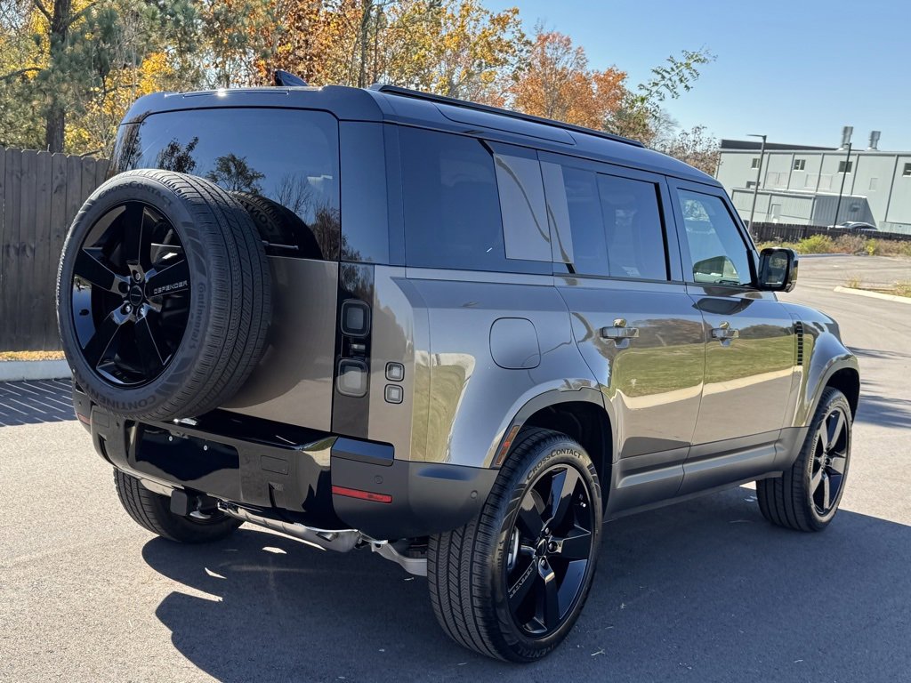 New 2026 Land Rover Defender 110 S image 11