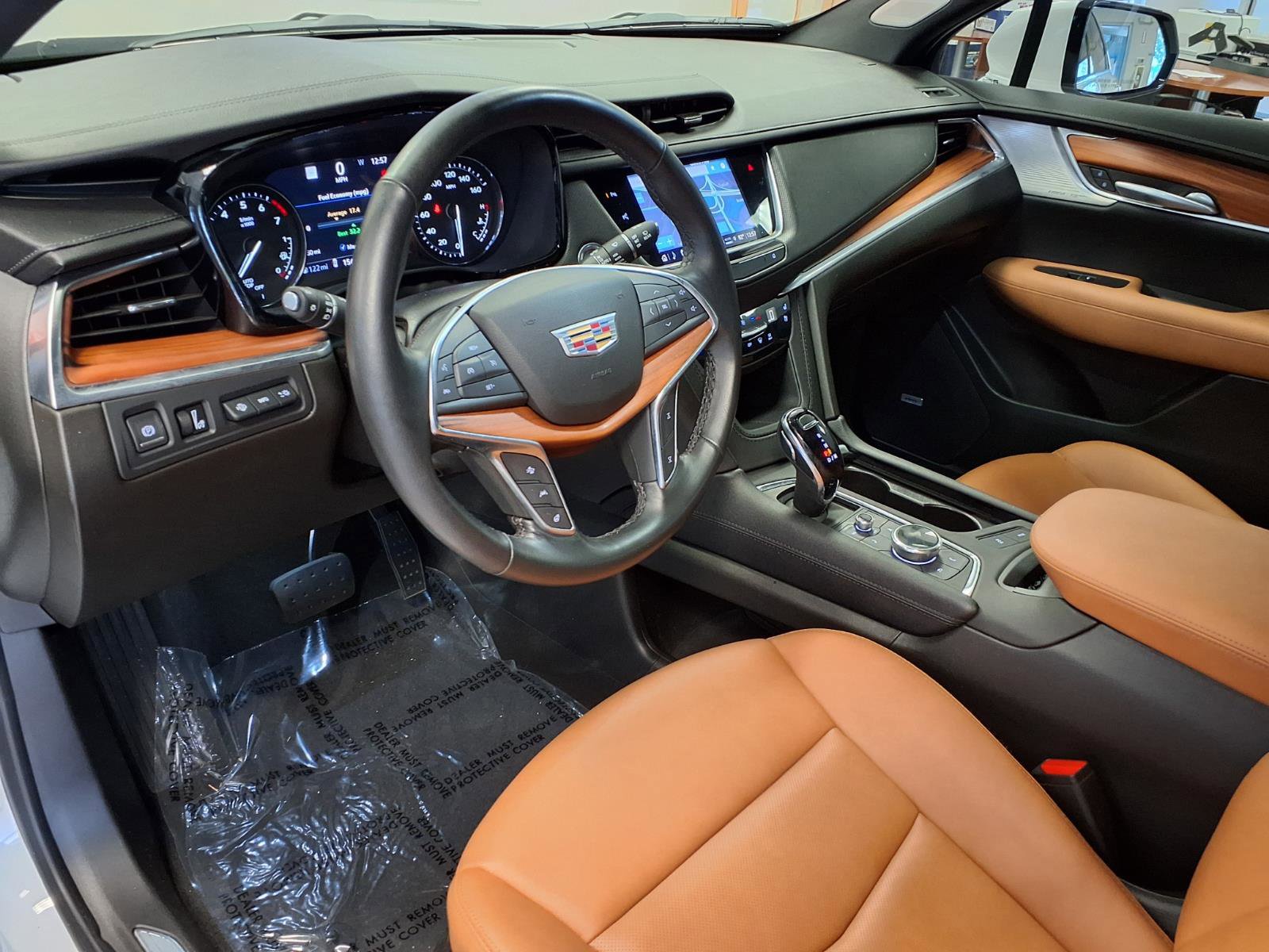 Used 2023 Cadillac XT5 Premium Luxury w/ Technology Package FWD image 20