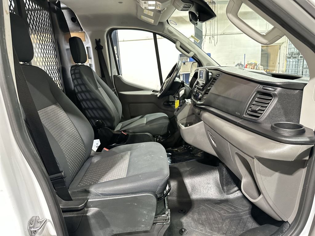 Used 2024 Ford Transit 250 Low Roof w/ Exterior Upgrade Package image 24