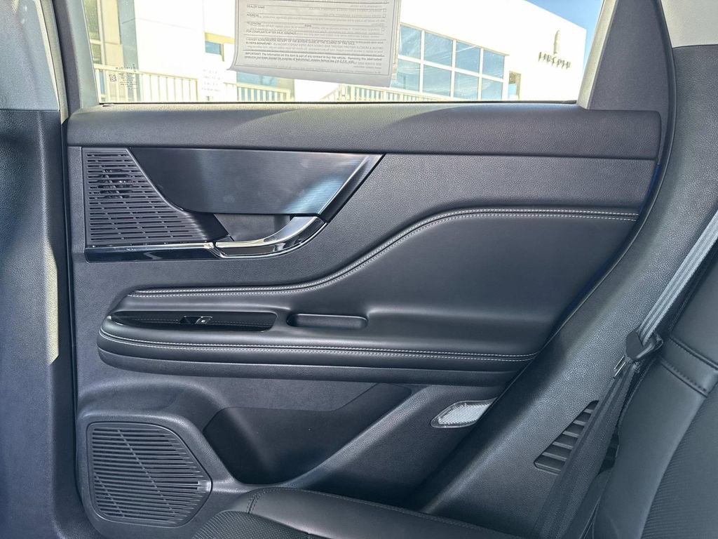 Certified 2020 Lincoln Corsair AWD w/ Premium Package image 15