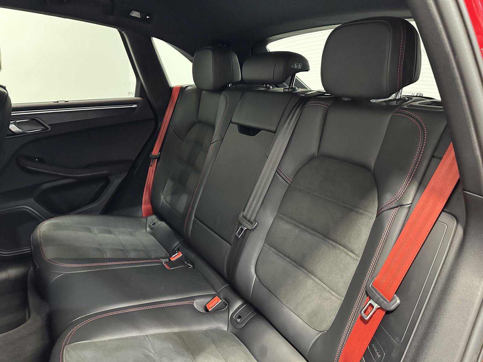 Certified 2023 Porsche Macan GTS AWD/4WD image 34