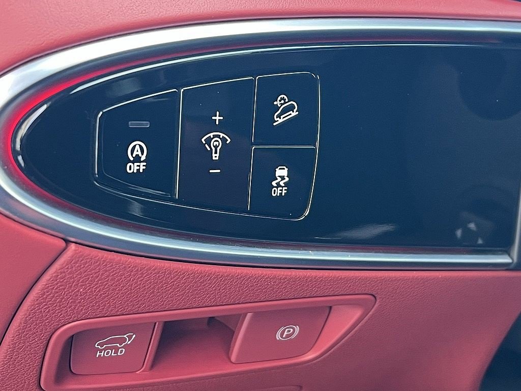 Used 2023 Genesis GV70 2.5T w/ Sport Prestige Package image 21