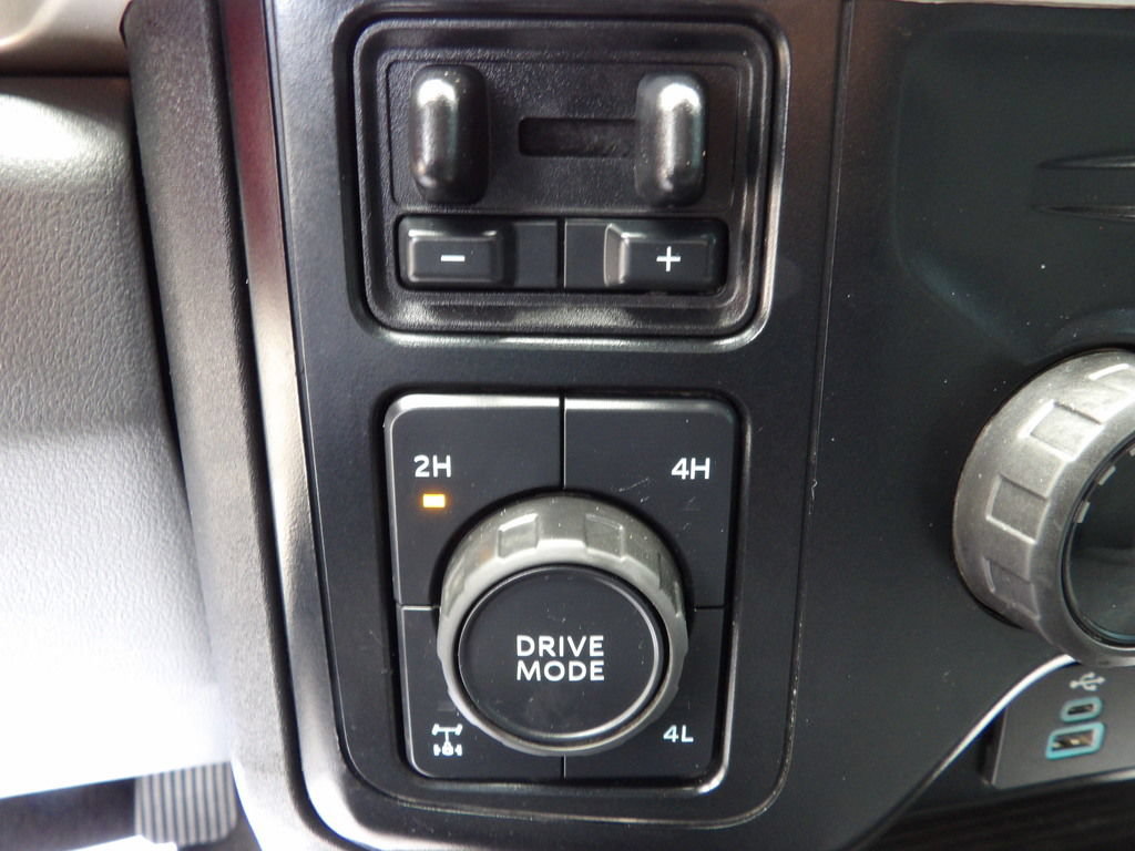 Used 2024 Ford F250 XLT w/ FX4 Off-Road Package AWD/4WD image 22