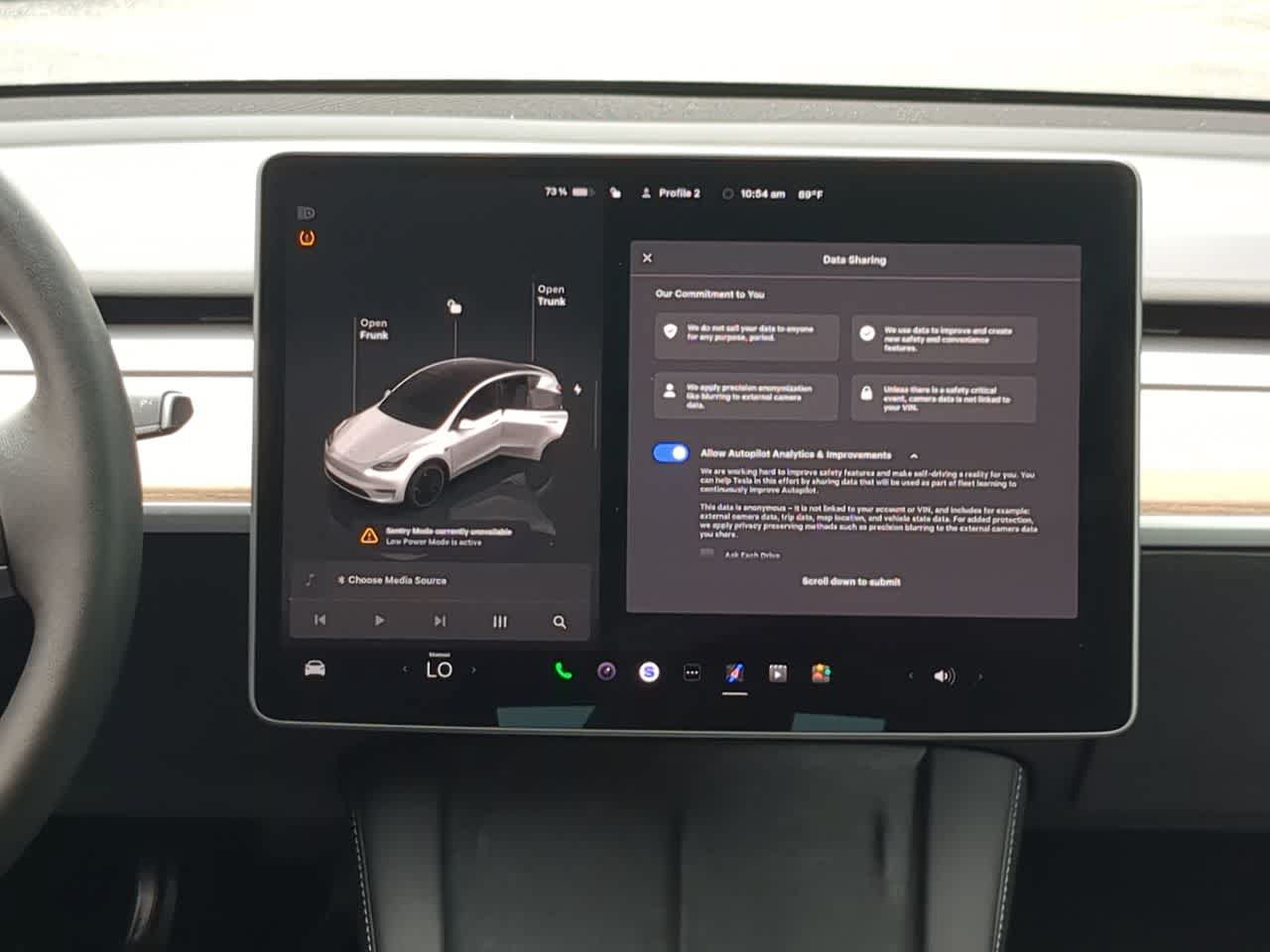 Used 2024 Tesla Model Y Performance AWD/4WD image 27