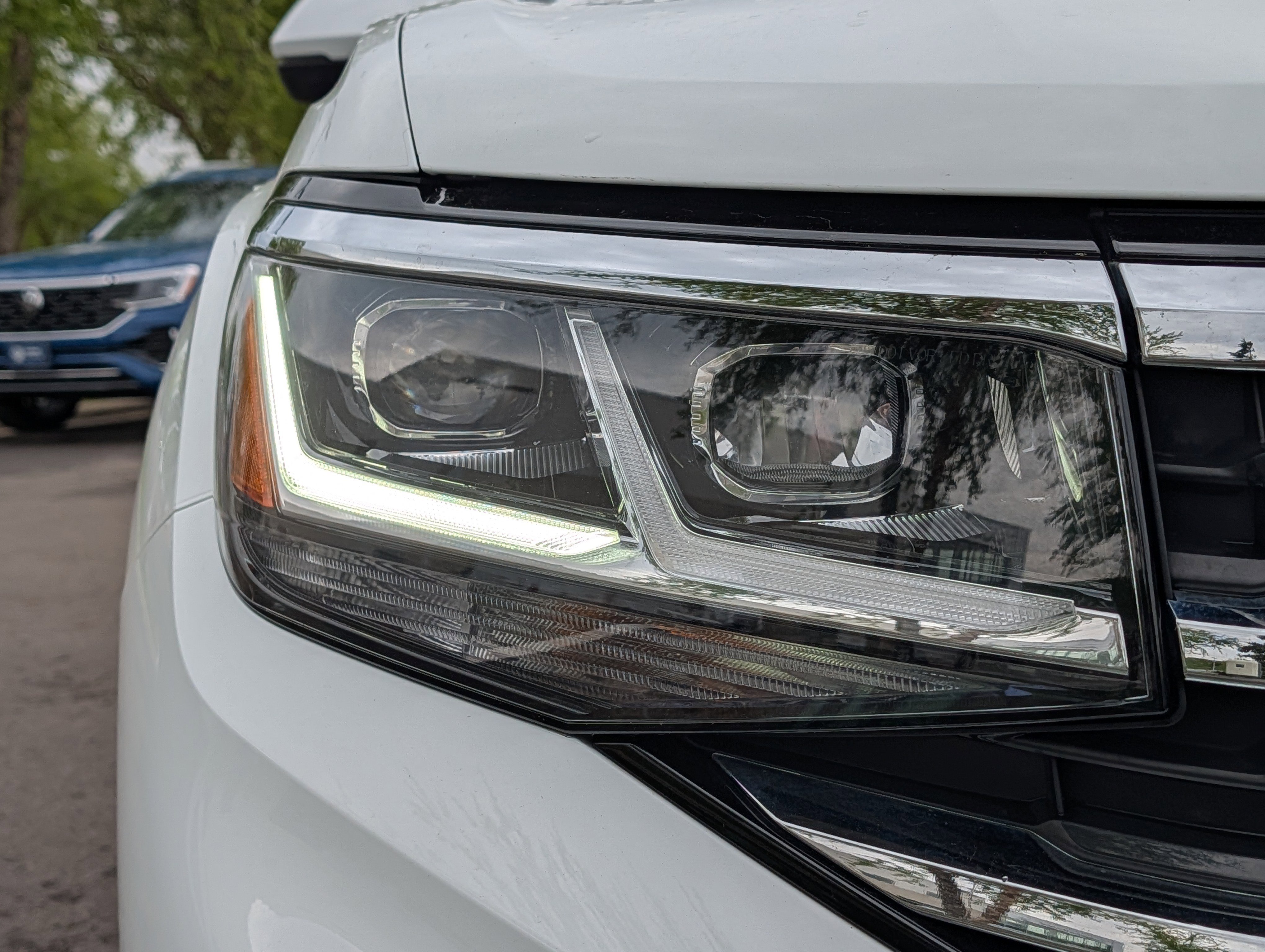 Certified 2023 Volkswagen Atlas SE AWD/4WD image 16