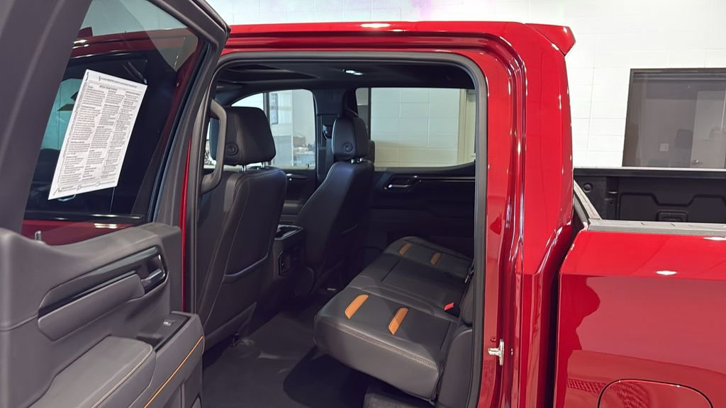 Used 2025 GMC Sierra 1500 AT4 w/ AT4 Premium Package image 18