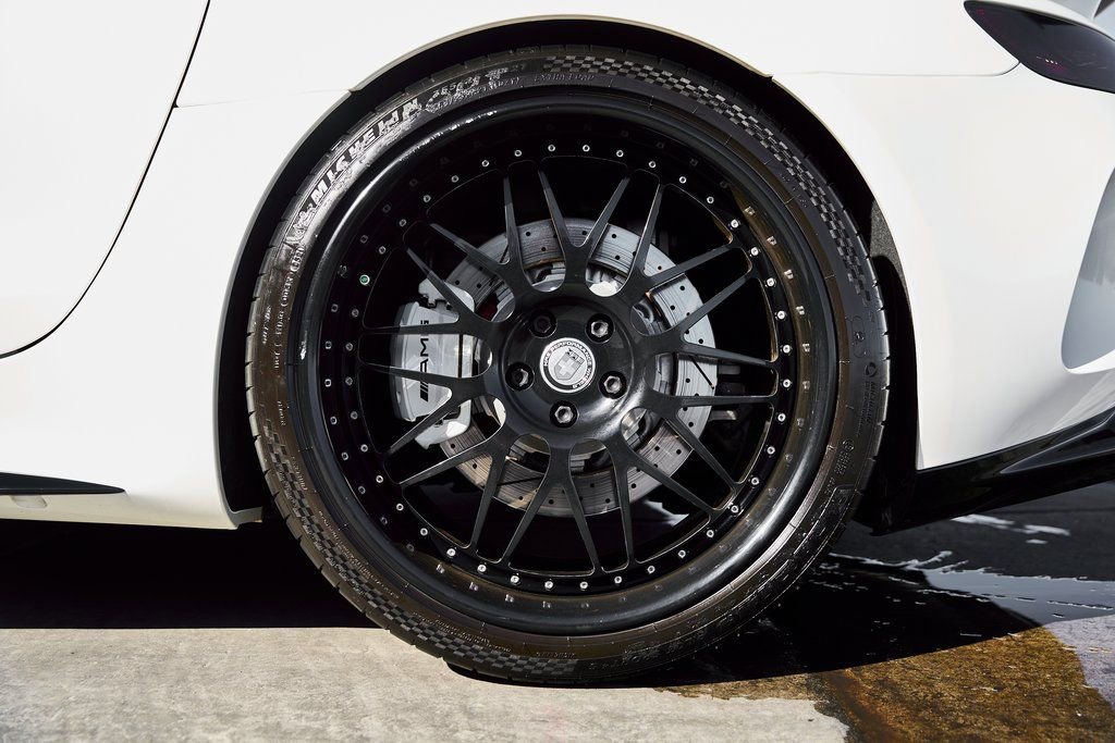 Used 2018 Mercedes-Benz AMG GT R image 33