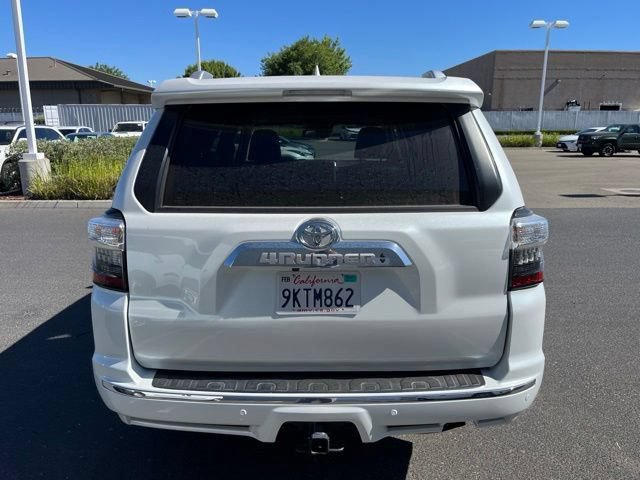 Used 2024 Toyota 4Runner Limited AWD/4WD image 4