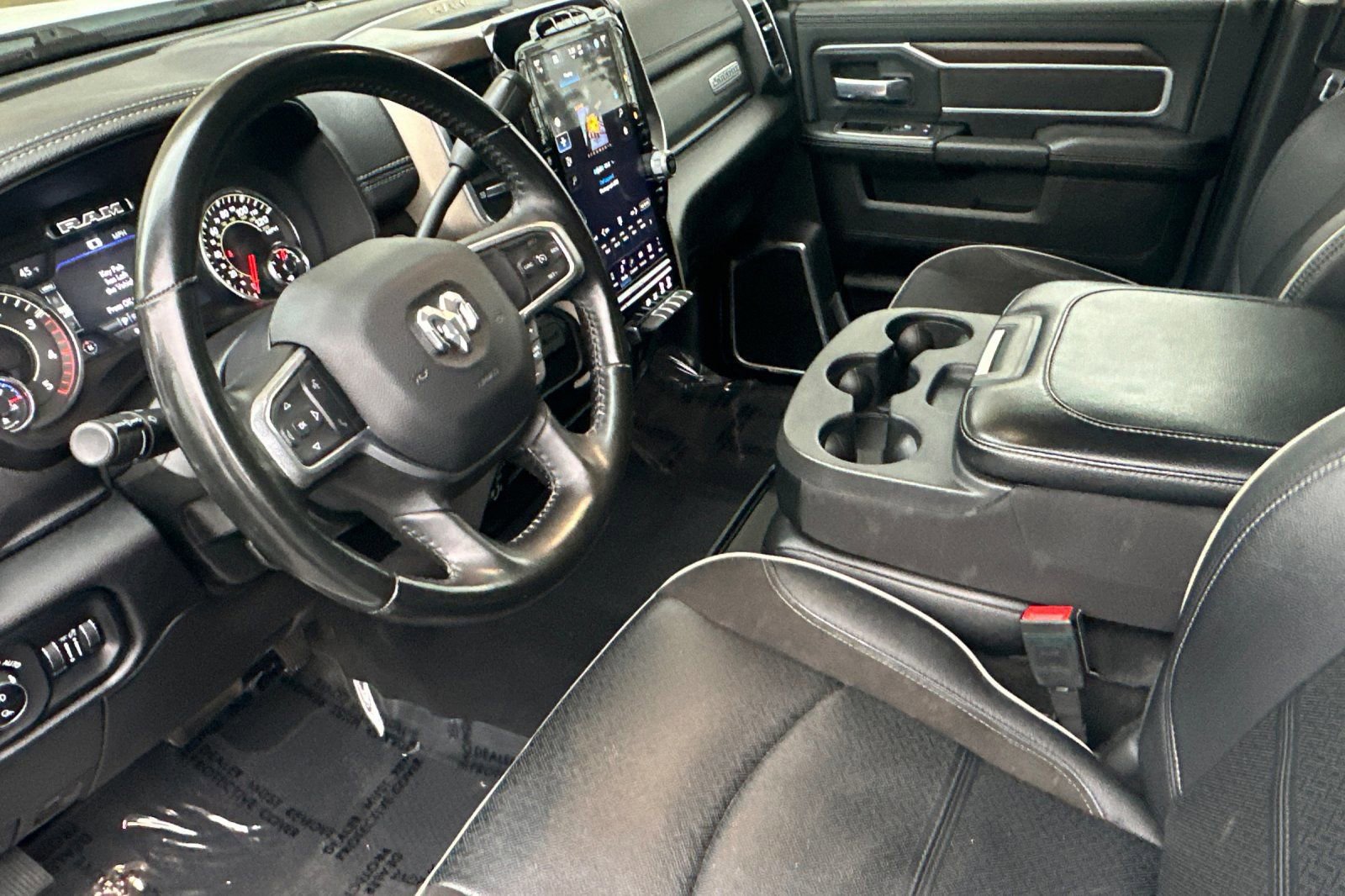 Used 2024 RAM 2500 Laramie image 10