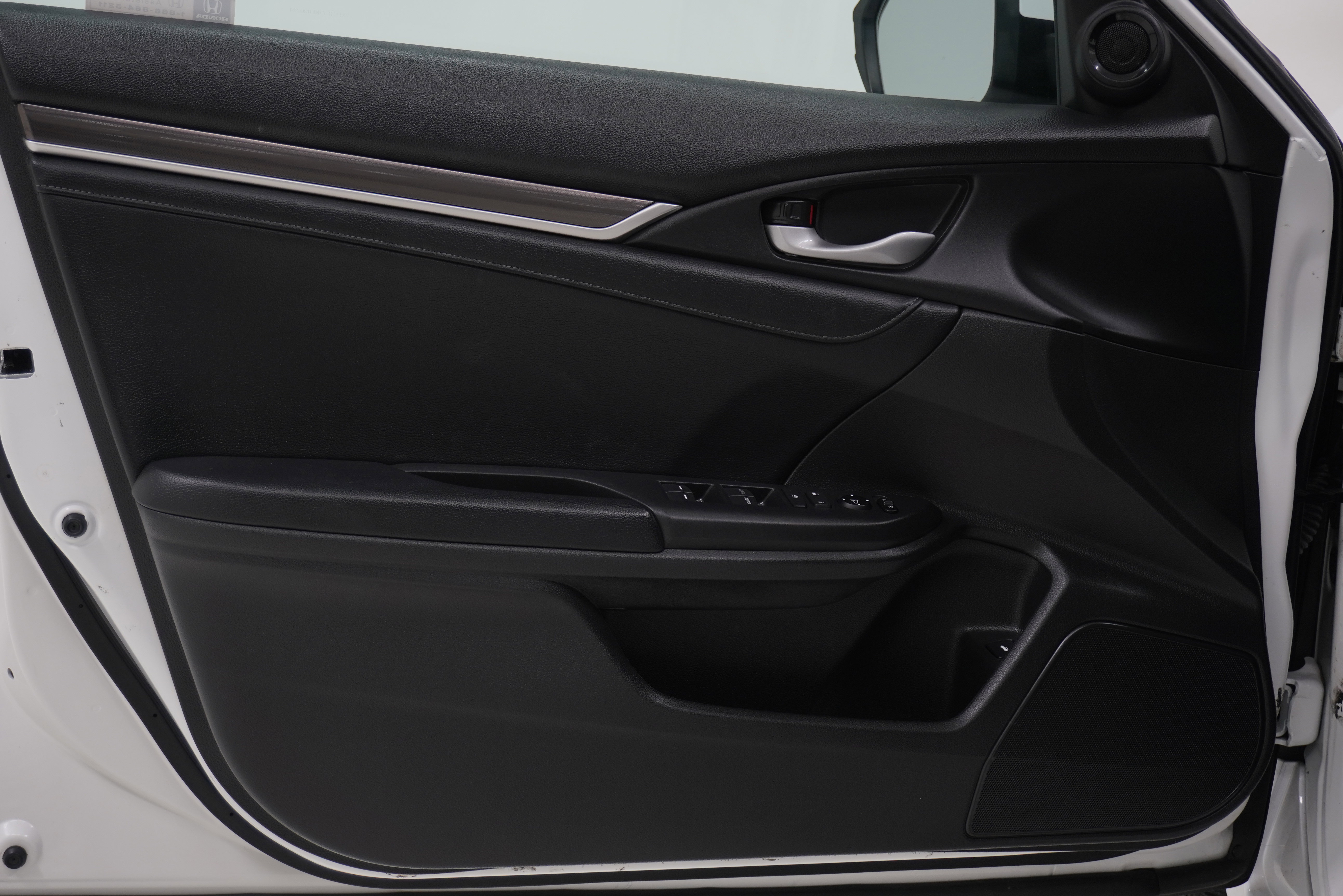 Used 2019 Honda Civic EX-L image 13