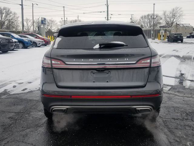 Used 2022 Lincoln Nautilus AWD image 6