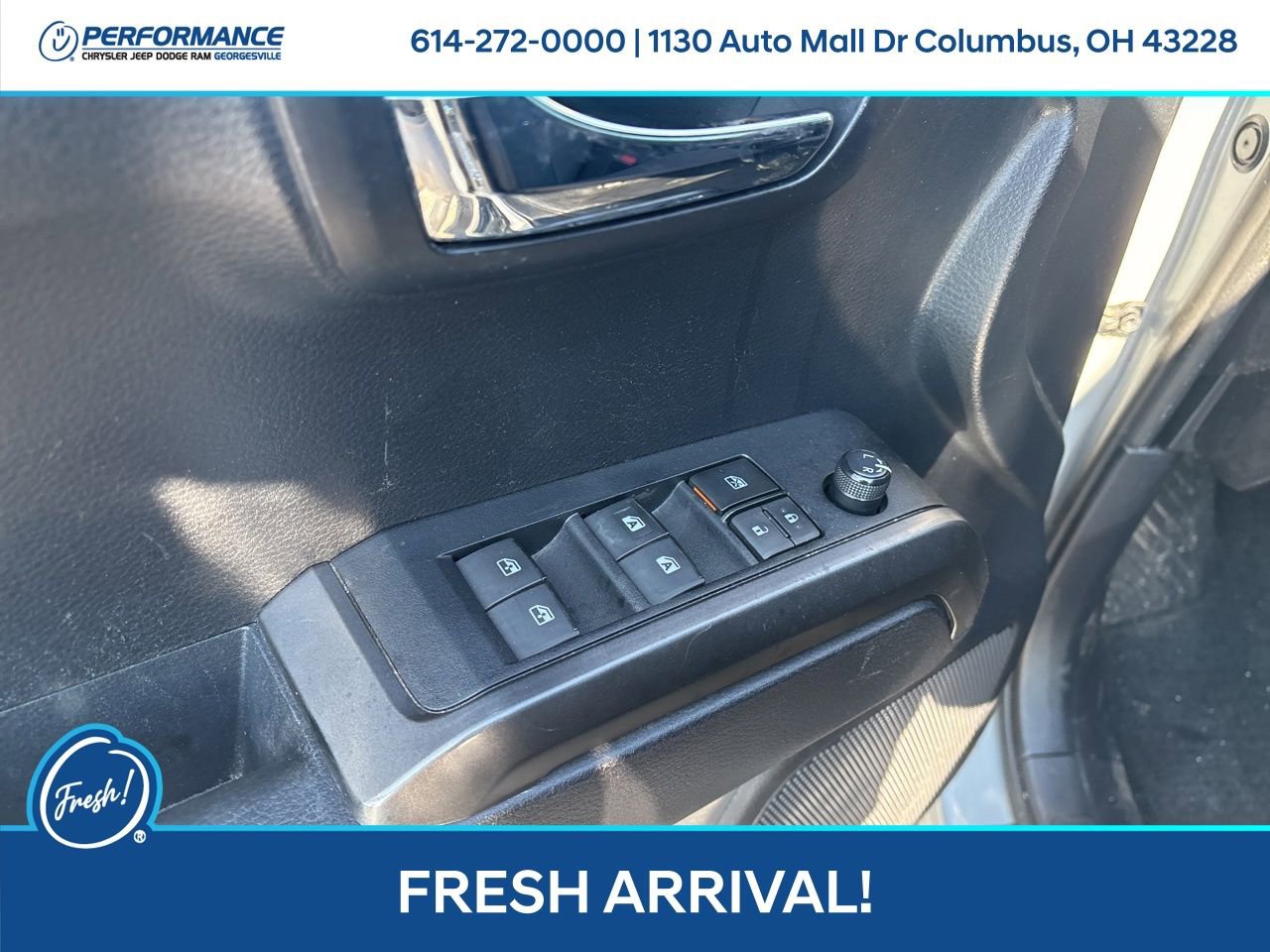 Used 2019 Toyota Tacoma TRD Off-Road image 18