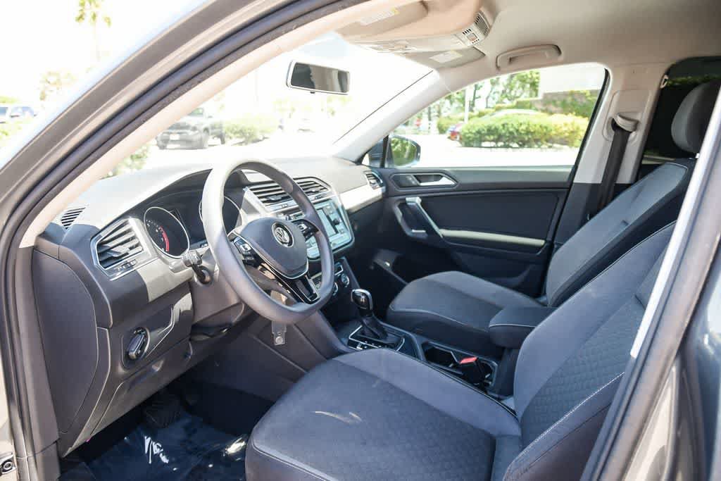 Used 2021 Volkswagen Tiguan S FWD image 14