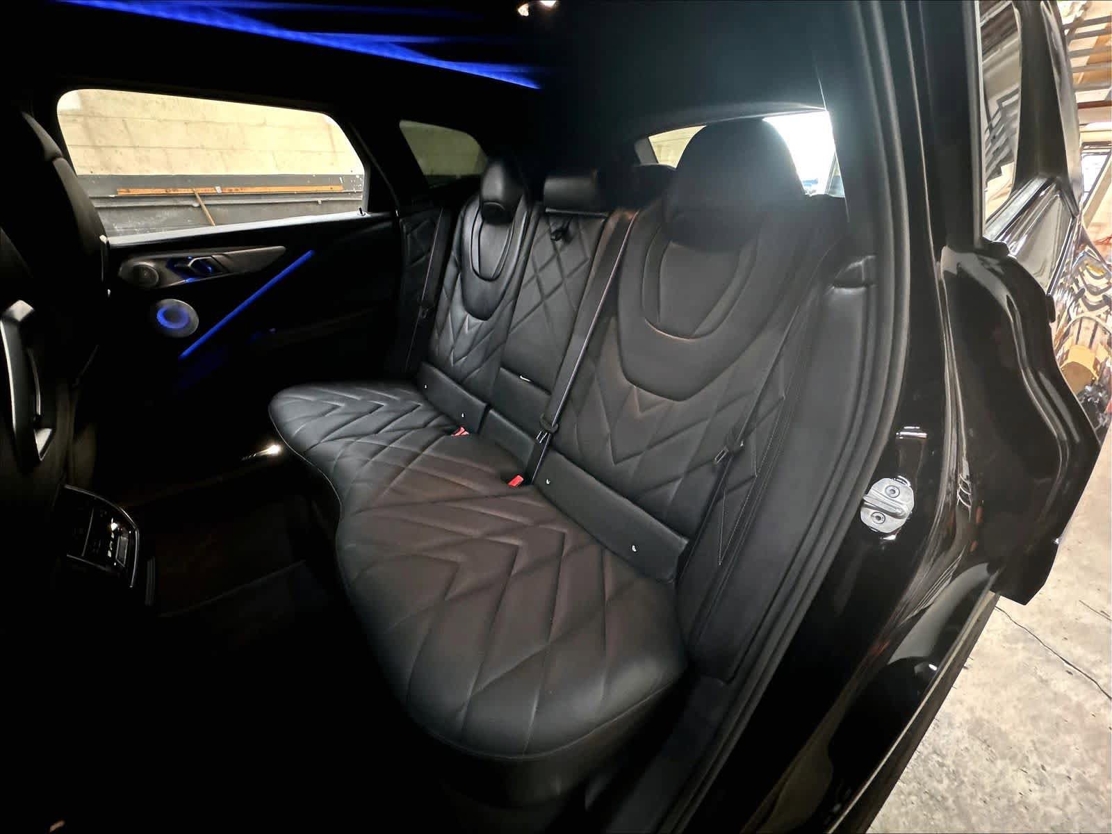 Used 2023 BMW XM AWD/4WD image 29