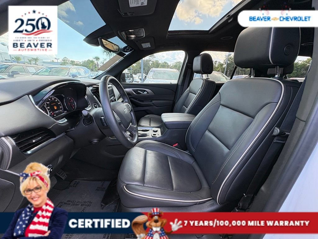 Used 2023 Chevrolet Traverse Premier w/ Redline Edition FWD image 13