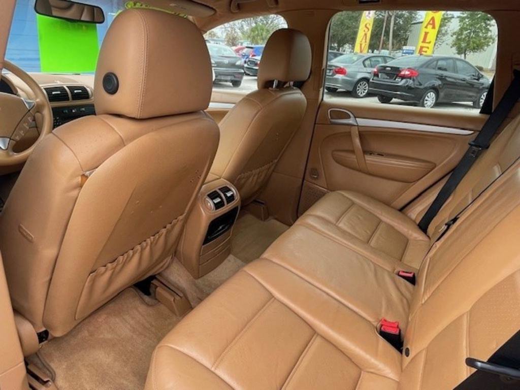 Used 2006 Porsche Cayenne S image 14