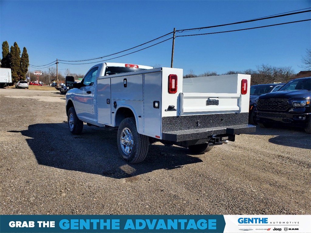 New 2024 RAM 2500 Tradesman w/ Chrome Appearance Group image 3