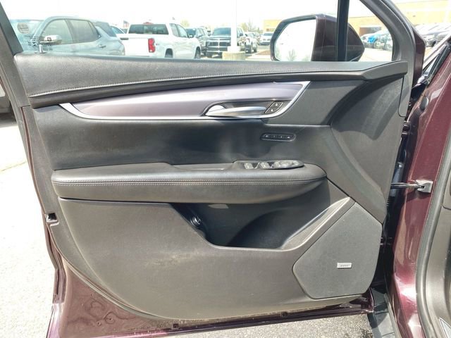 Used 2018 Cadillac XT5 Premium Luxury AWD/4WD image 23