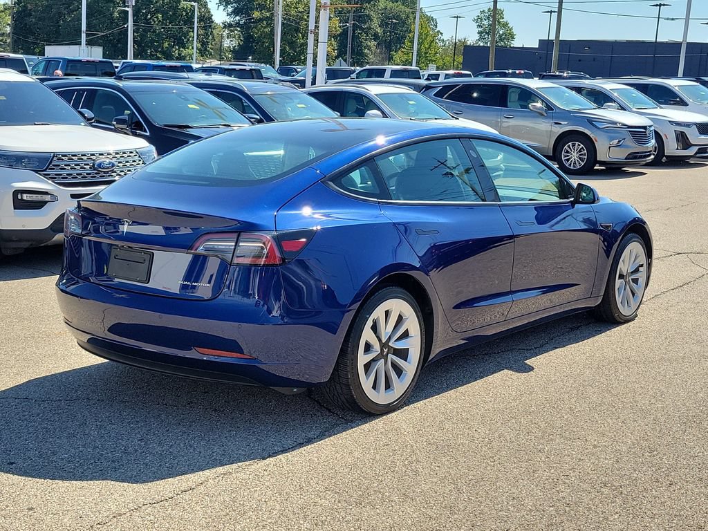 Used 2022 Tesla Model 3 Long Range AWD/4WD image 4