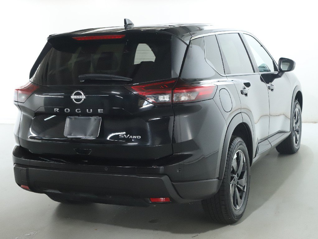 Used 2024 Nissan Rogue SV AWD/4WD image 40