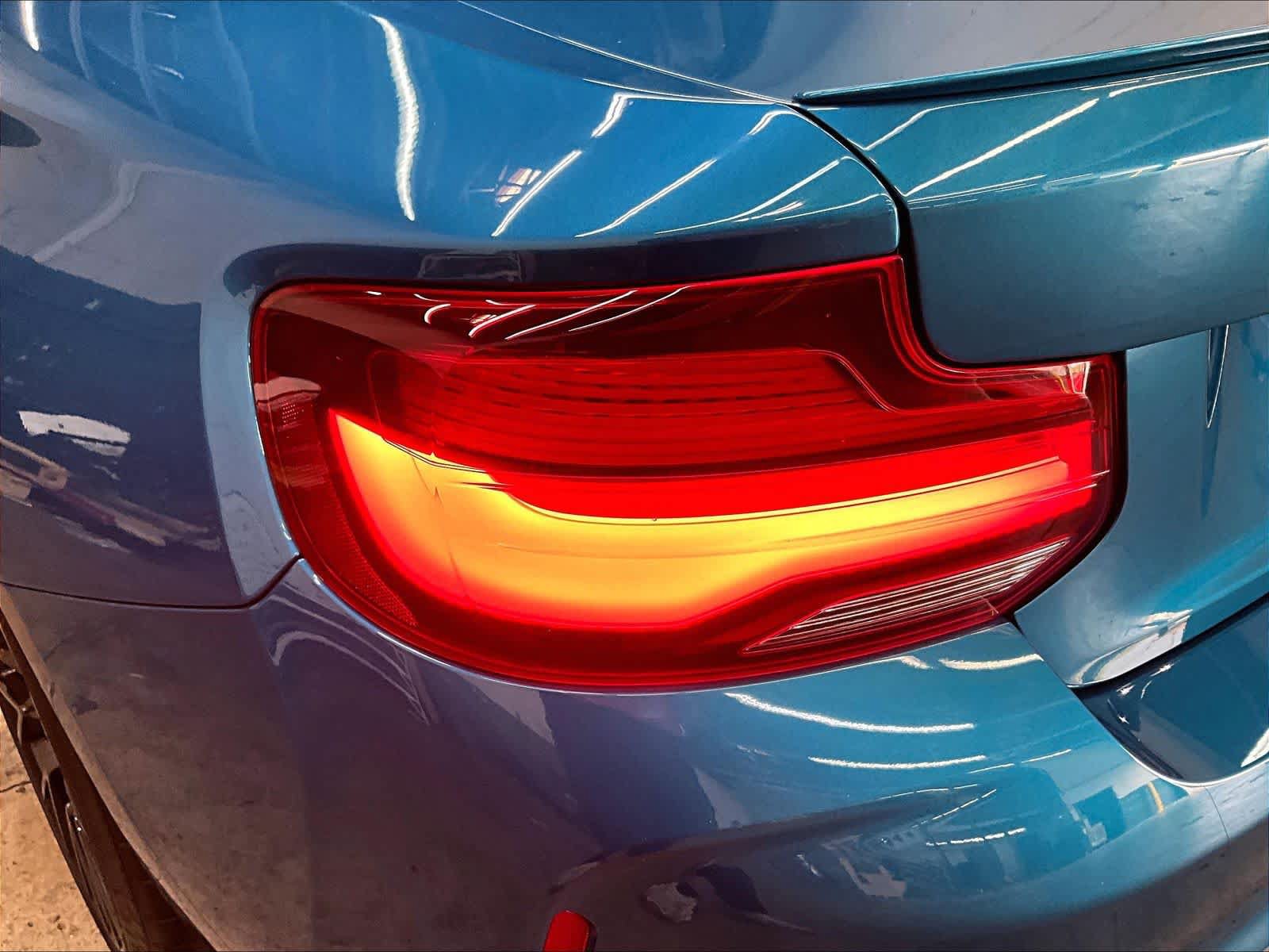 Used 2020 BMW M2 Competition w/ Executive Package RWD image 32