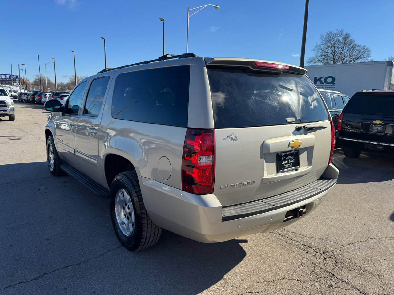 Used 2013 Chevrolet Suburban LS w/ Convenience Package 1 image 5