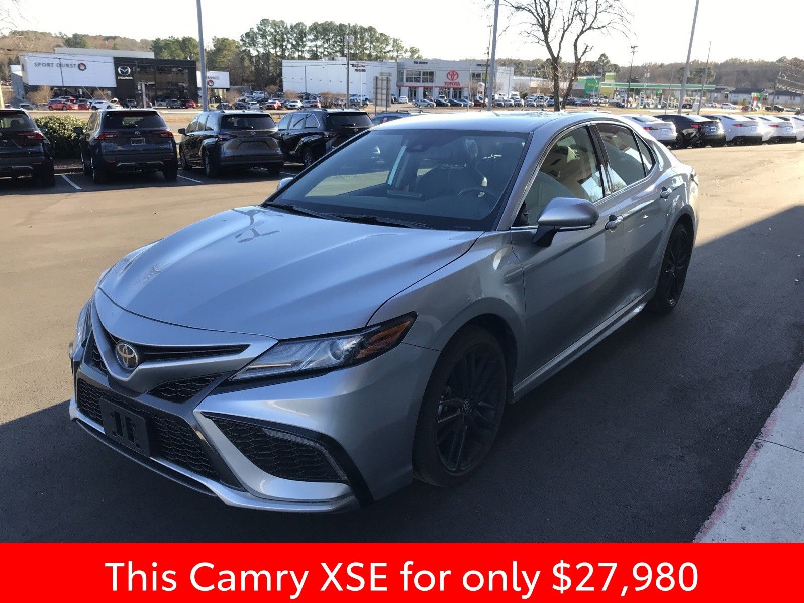 Used 2023 Toyota Camry XSE image 9