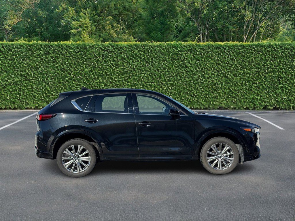 Used 2025 MAZDA CX-5 Signature AWD/4WD image 2