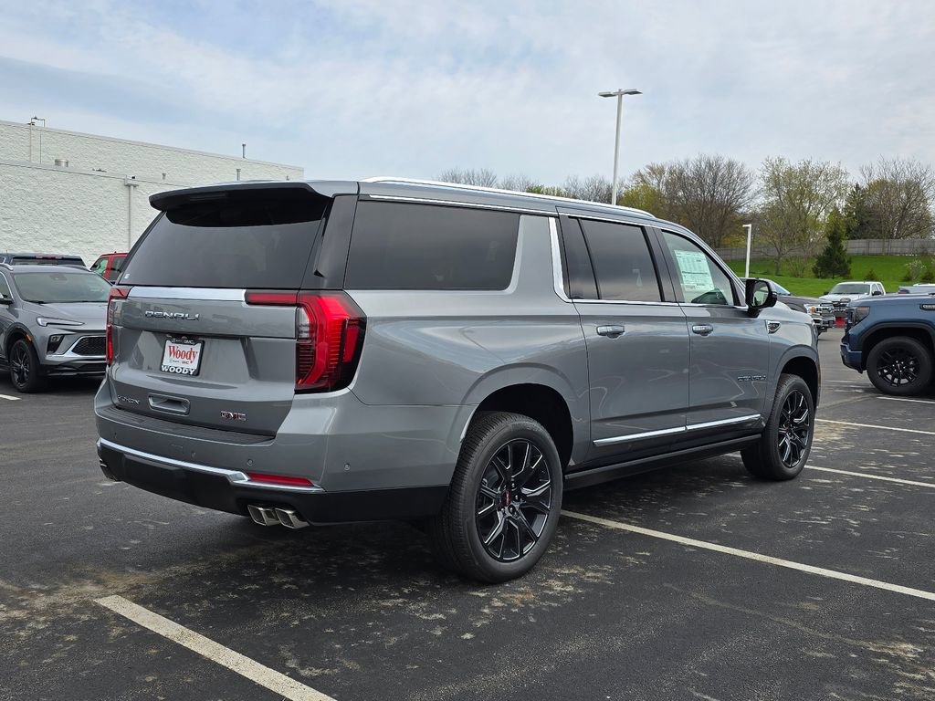 New 2026 GMC Yukon XL Denali AWD/4WD image 9