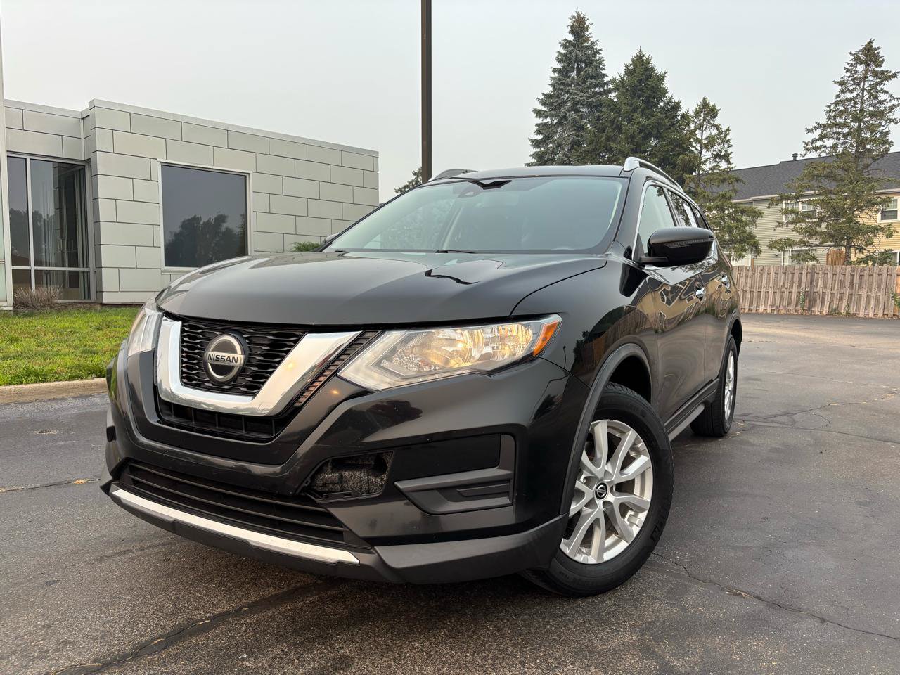 Used 2019 Nissan Rogue SV