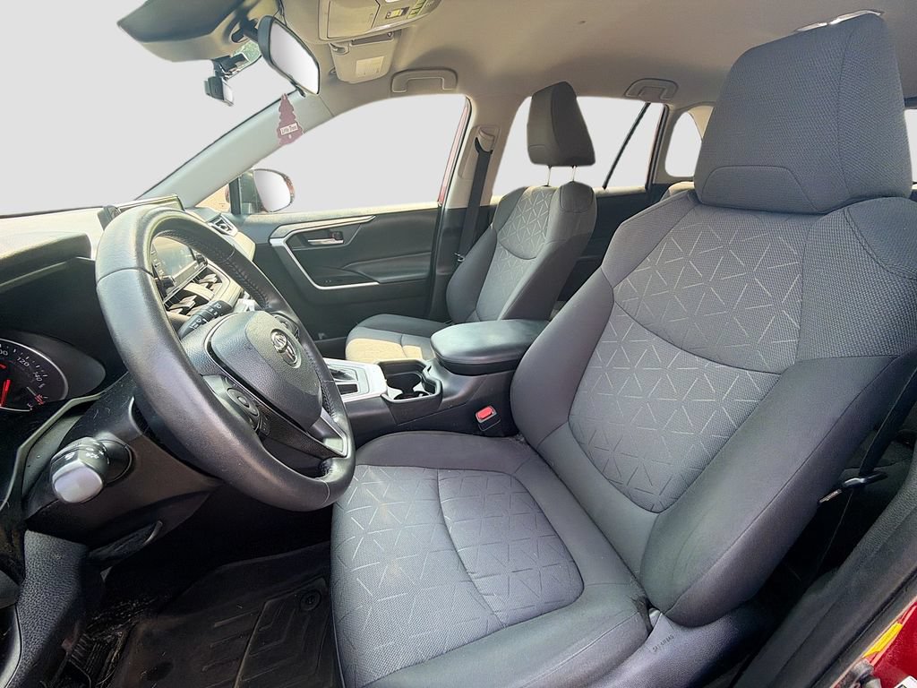 Used 2021 Toyota RAV4 XLE w/ XLE Grade Weather Package AWD/4WD image 22